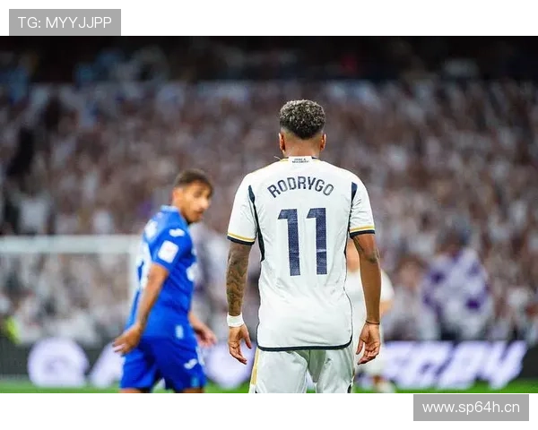 皇马重塑辉煌之路：新生代崛起与挑战